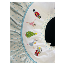 Load image into Gallery viewer, Blue Dot Nutcracker
