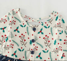 Load image into Gallery viewer, Gingerbread Holly Pocket Dress

