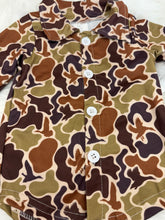 Load image into Gallery viewer, Duck Camo Long Sleeve Collar
