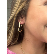 Load image into Gallery viewer, Heart Shaped Earrings
